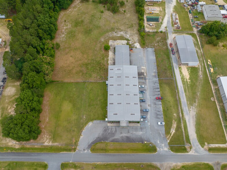 More Photos Of 2773 Marshall Dr, Tifton Warehouse For Sale