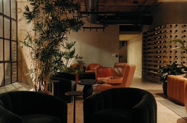 More Photos Of 565 Northside Dr, Atlanta Office For Lease