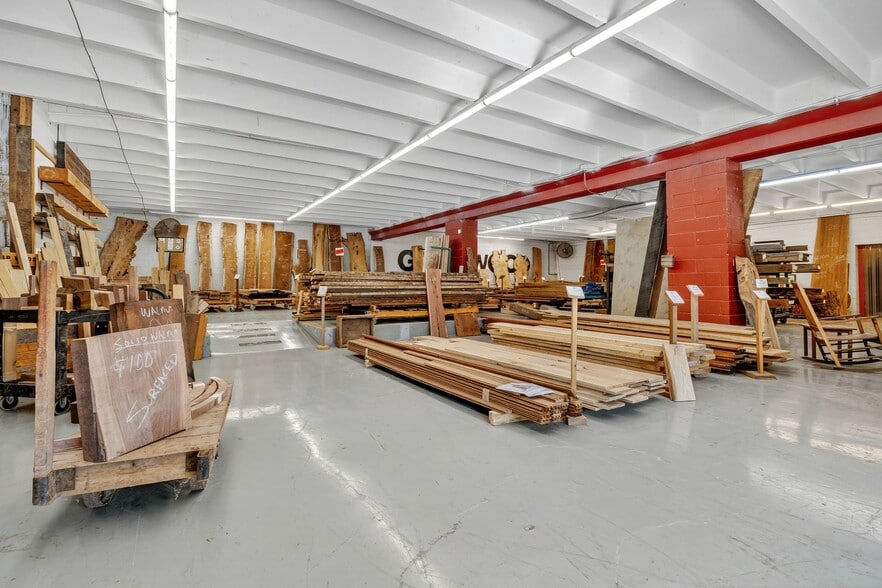 More Photos Of 1305-1311 Dickerson Pike, Nashville Freestanding For Lease