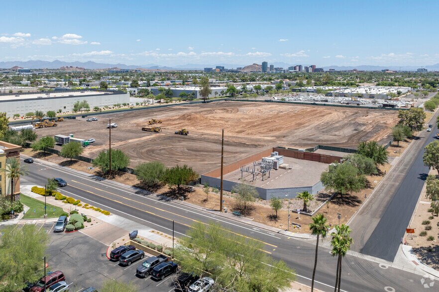 More Photos Of 1401 S 52nd St, Tempe Warehouse For Lease