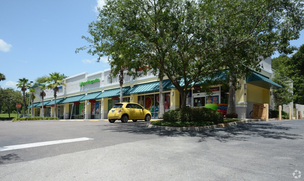 More Photos Of 915 Doyle Rd, Deltona Unknown For Lease
