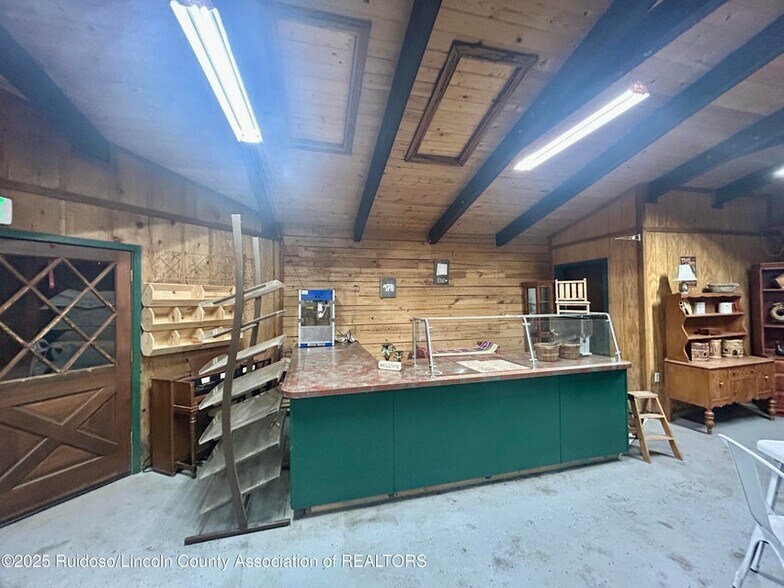 More Photos Of 616 Sudderth Dr, Ruidoso General Retail For Sale