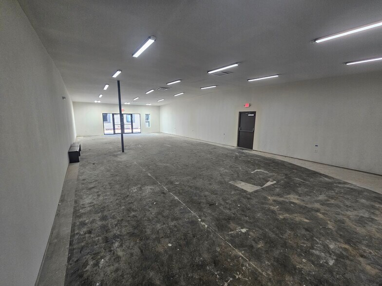 More Photos Of 206 Tumwater Blvd SW, Tumwater General Retail For Lease