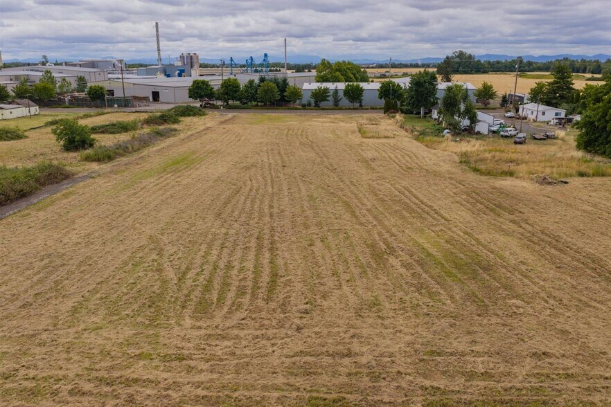More Photos Of TID: 949909 Hansard ave, Lebanon Land For Sale