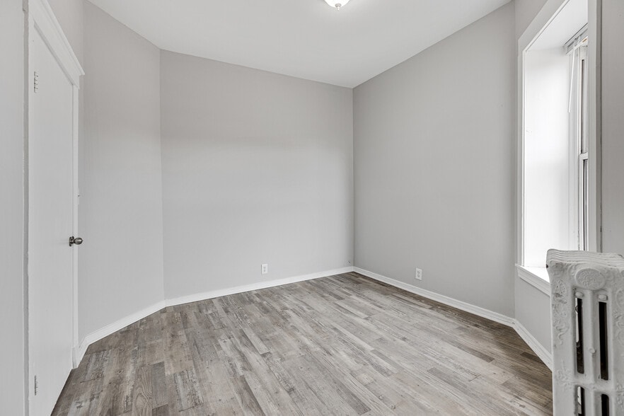 More Photos Of 4431-4433 N Racine Ave, Chicago Apartments For Sale