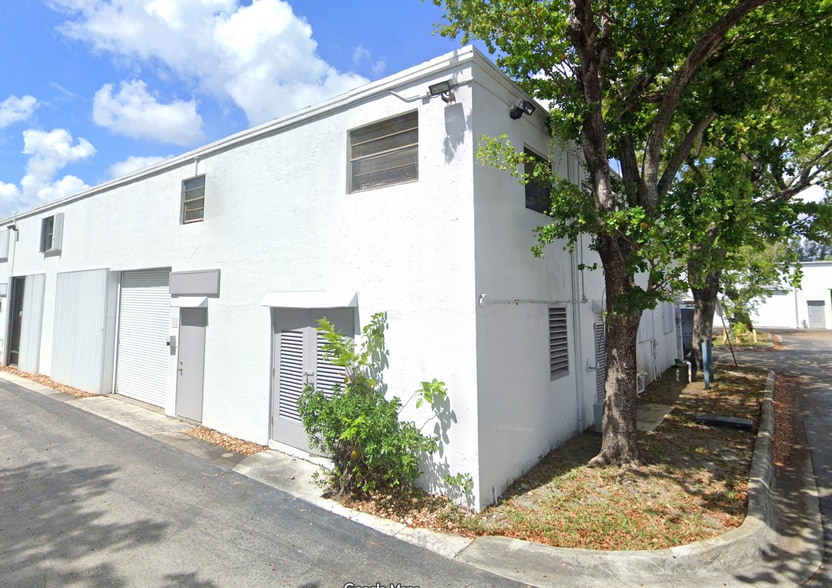 More Photos Of 1777 Blount Rd, Pompano Beach Warehouse For Sale
