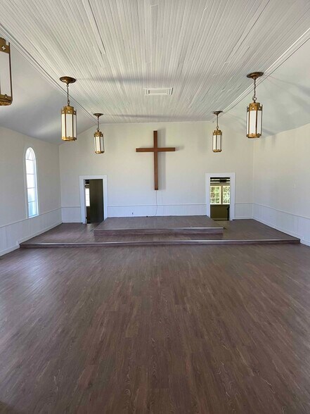 More Photos Of 2436 Ebenezer Ln, Gardendale Religious Facility For Sale