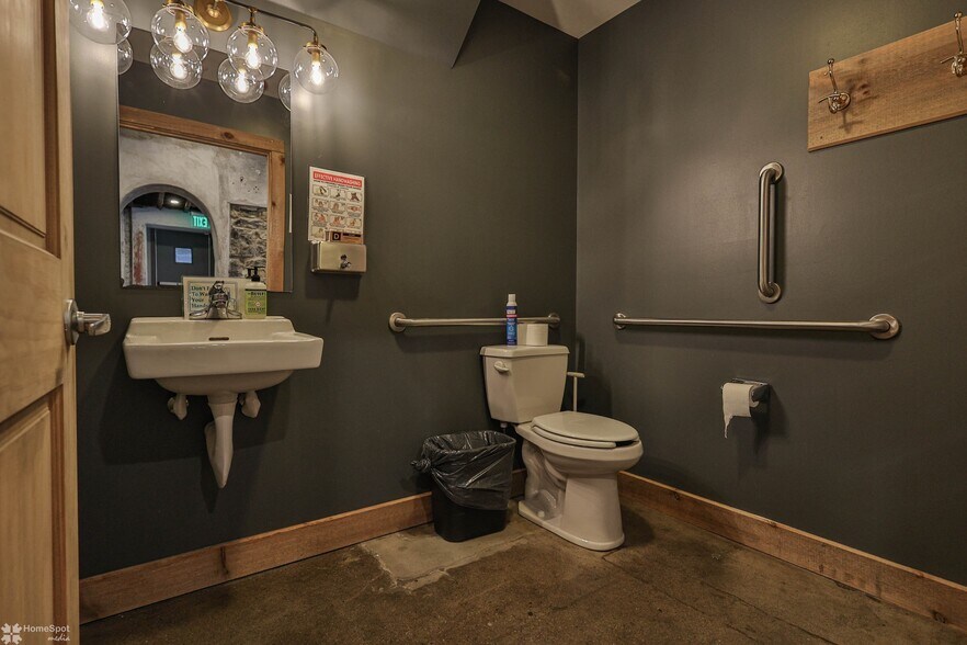 More Photos Of 225 Ferry St, Easton Office Residential For Lease