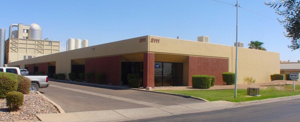 More Photos Of 2111 S Industrial Park Ave, Tempe Warehouse For Lease
