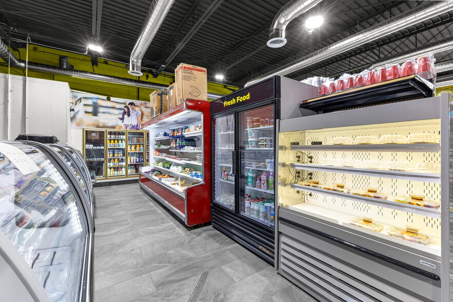 More Photos Of 14730 Champaign Rd, Allen Park Storefront Retail Office For Sale