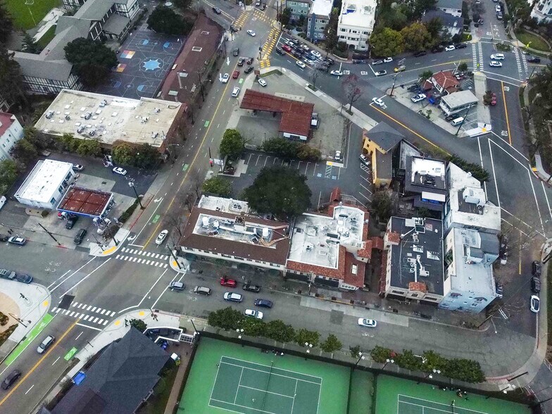 More Photos Of 2920-2926 Domingo Ave, Berkeley Storefront Retail Office For Lease