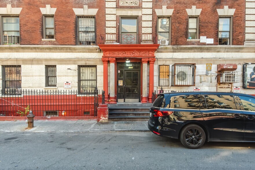 More Photos Of 598-600 E 183rd St, Bronx Apartments For Sale