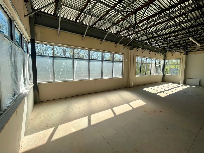 More Photos Of 4308 Grant Blvd, Yukon Medical For Lease