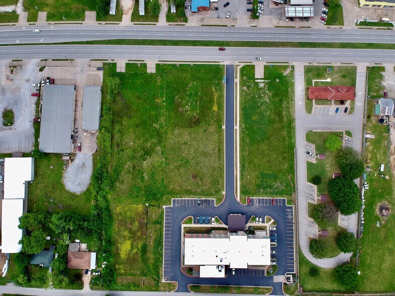 More Photos Of 2118 Hwy 412 W, Siloam Springs Land For Sale