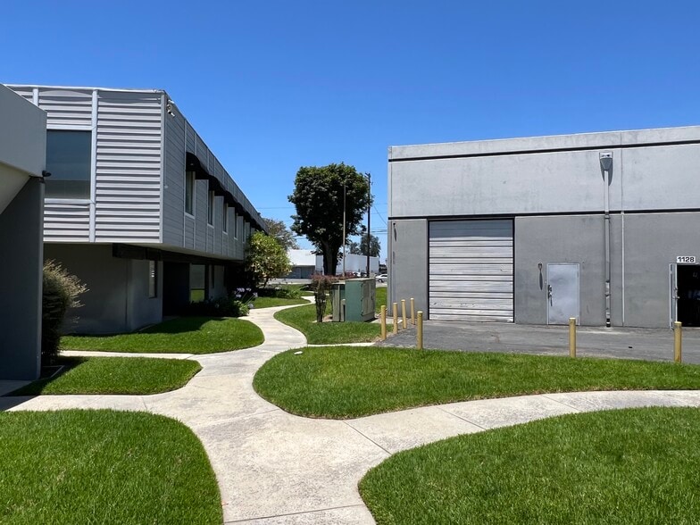 More Photos Of 1126-1140 E Chestnut Ave, Santa Ana Unknown For Lease