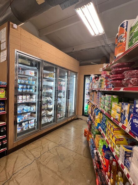 More Photos Of 3151 Highway 10 E, Perryville Service Station For Sale