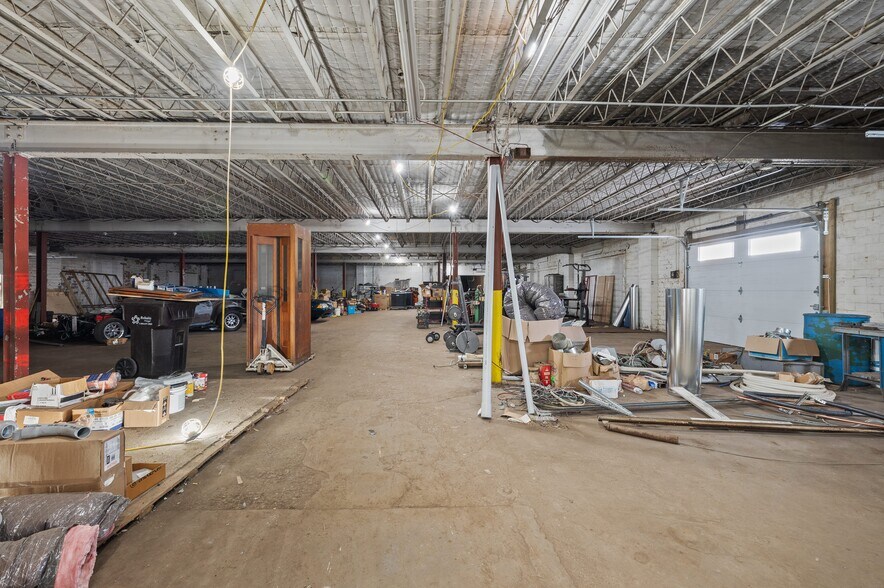 More Photos Of 500 Washington St, Coloma Manufacturing For Lease