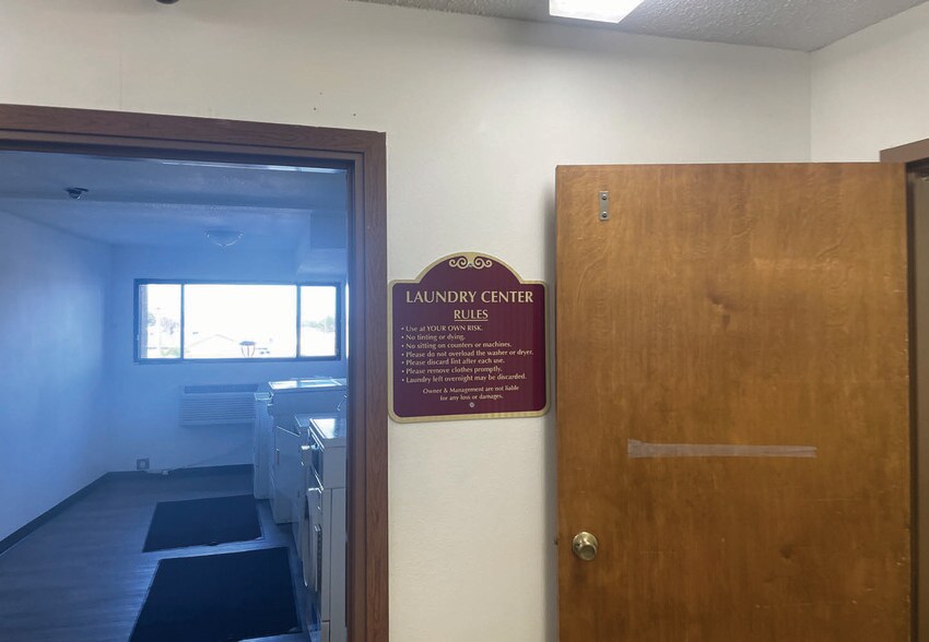 More Photos Of 439 W 25th St, Alliance Apartments For Sale