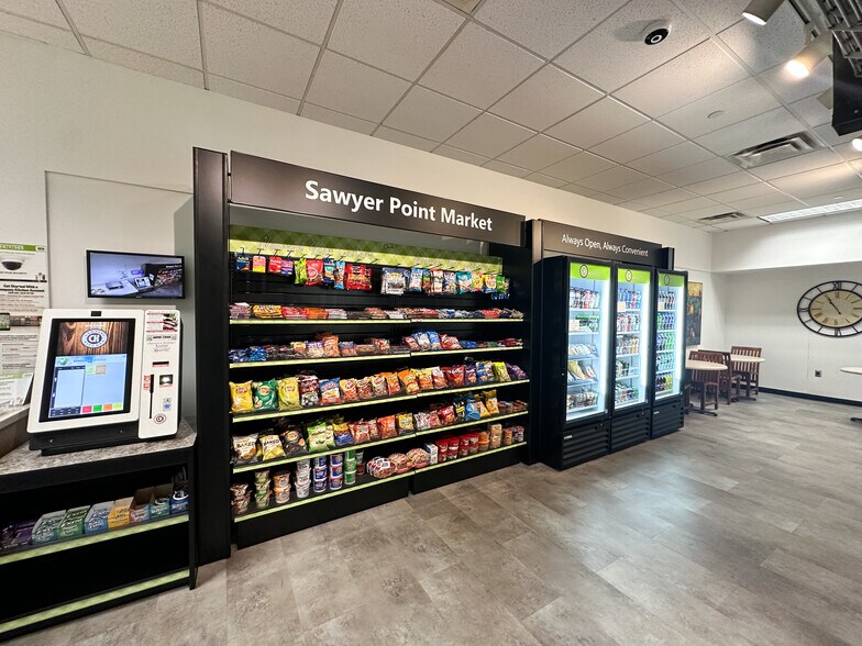 More Photos Of 720 E Pete Rose Way, Cincinnati Office For Lease