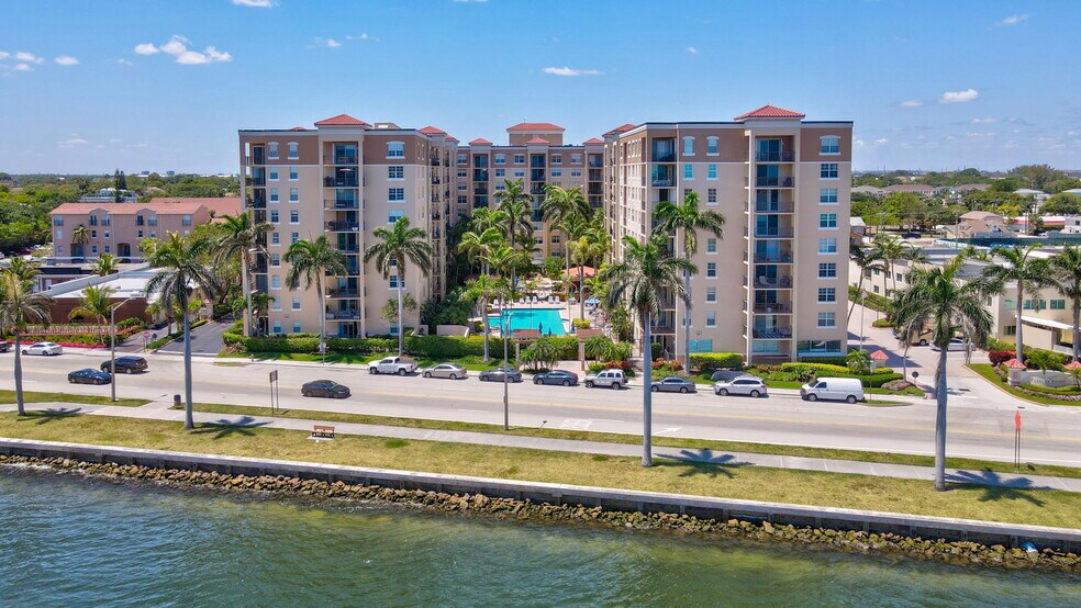 More Photos Of 1804 N Dixie Hwy, West Palm Beach Office For Sale