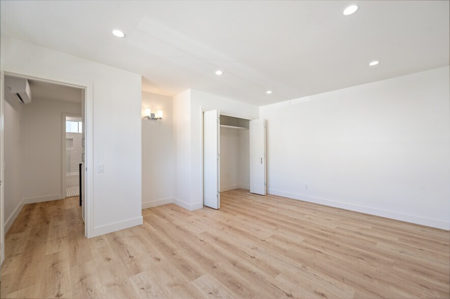 More Photos Of 4311-4315 Eagle Rock Blvd, Los Angeles Storefront Retail Residential For Sale