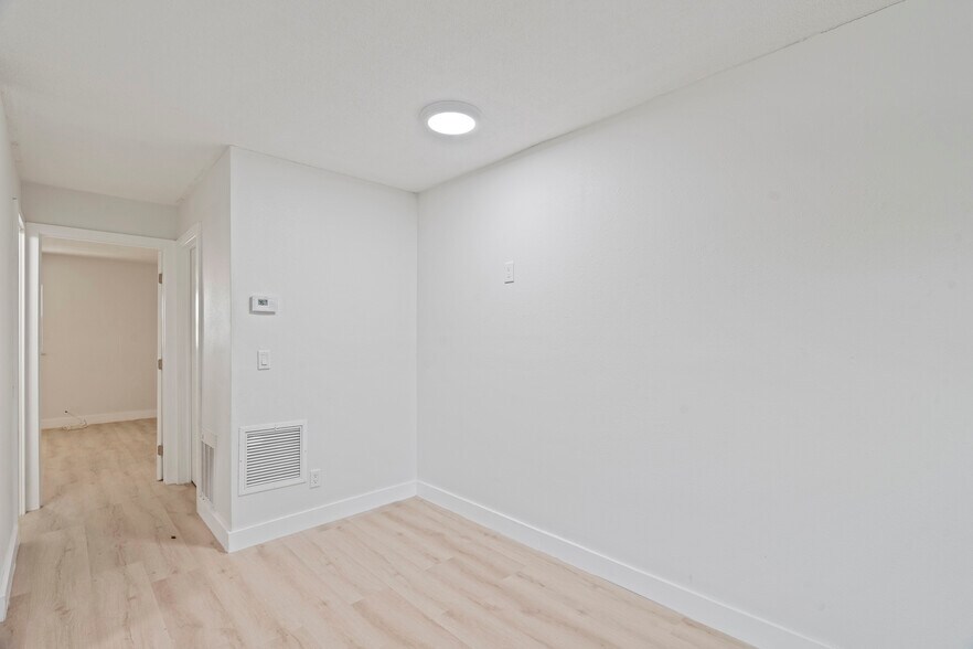 More Photos Of 1150 Carlton Ct, Fort Pierce Apartments For Sale