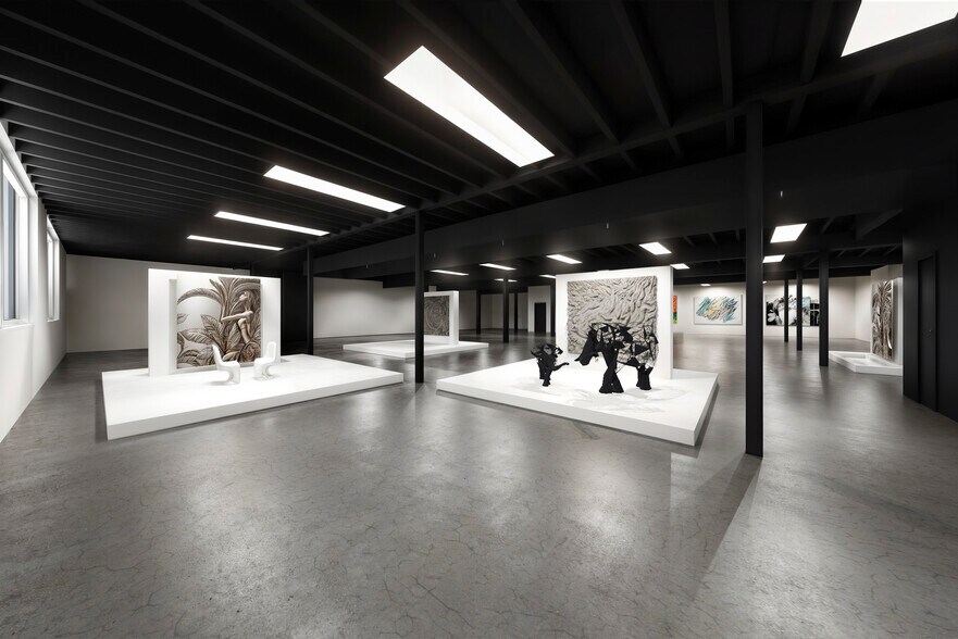 More Photos Of 526 N Western Ave, Chicago Manufacturing For Sale