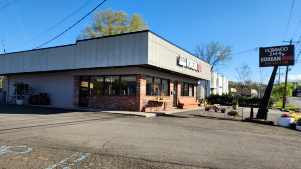 More Photos Of 4 Route 303, Tappan Restaurant For Sale