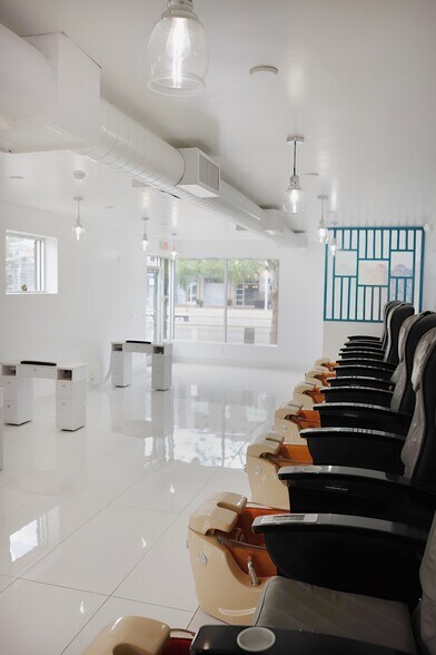 More Photos Of 1025 N Central Ave, Phoenix Office Residential For Lease