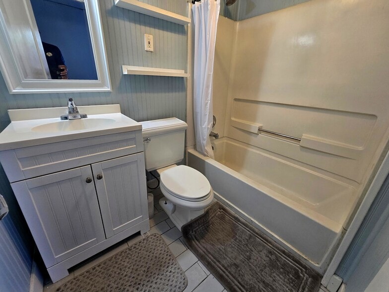 More Photos Of 1315 12th Ave, Bradenton Freestanding For Sale