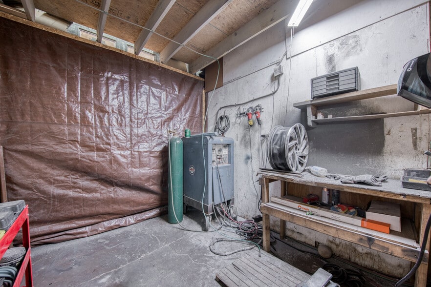 More Photos Of 1080 3rd Ave, North Versailles Warehouse For Sale