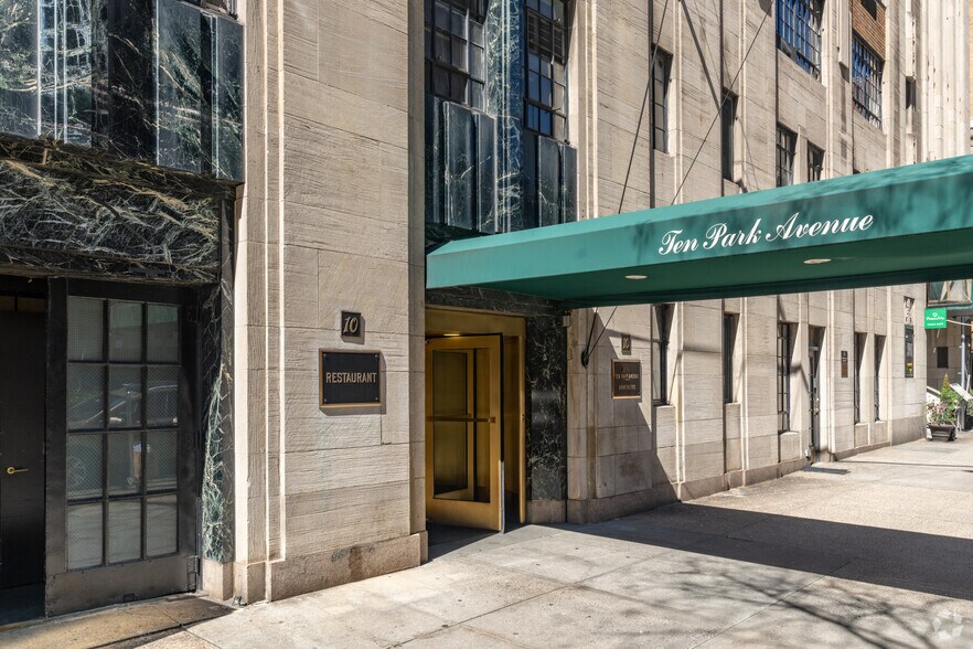 More Photos Of 10 Park Ave, New York Apartments For Sale