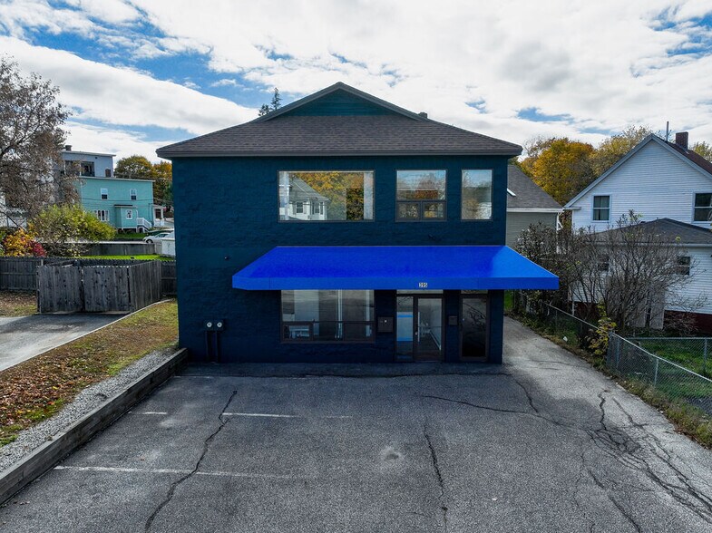Primary Photo Of 395 Sabattus St, Lewiston General Retail For Sale