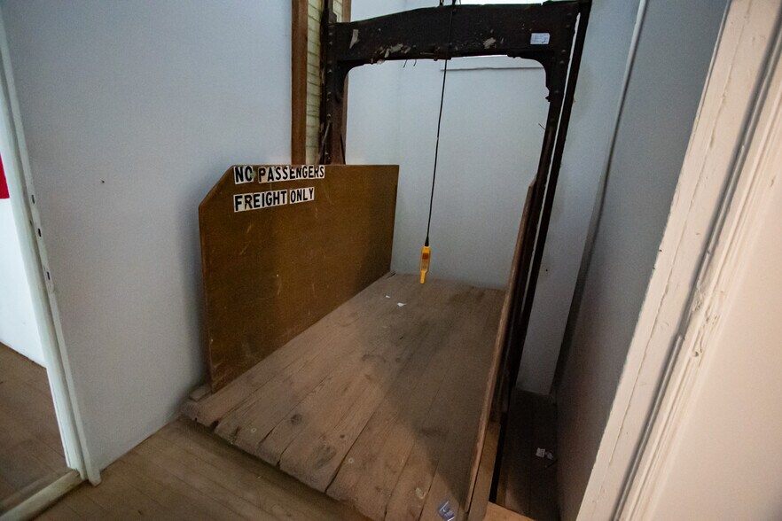 More Photos Of 222 E Main St, Walhalla General Retail For Sale