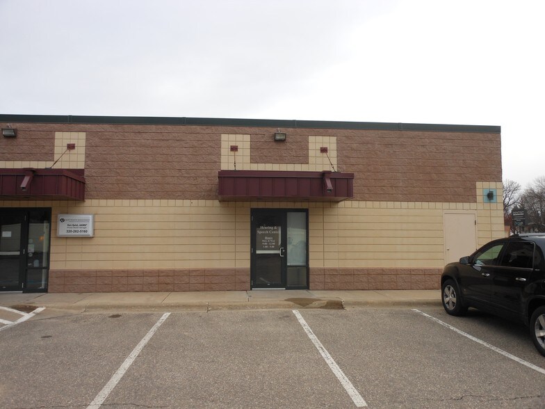 More Photos Of 1001 1st St S, Willmar General Retail For Sale