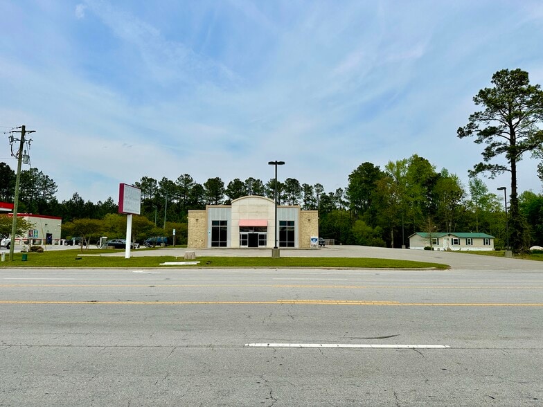 More Photos Of 13881 NC Highway 55, Bayboro Freestanding For Sale