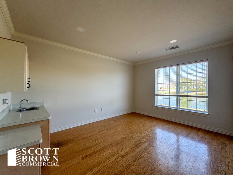 More Photos Of 860 Hebron Pky, Lewisville Medical For Lease