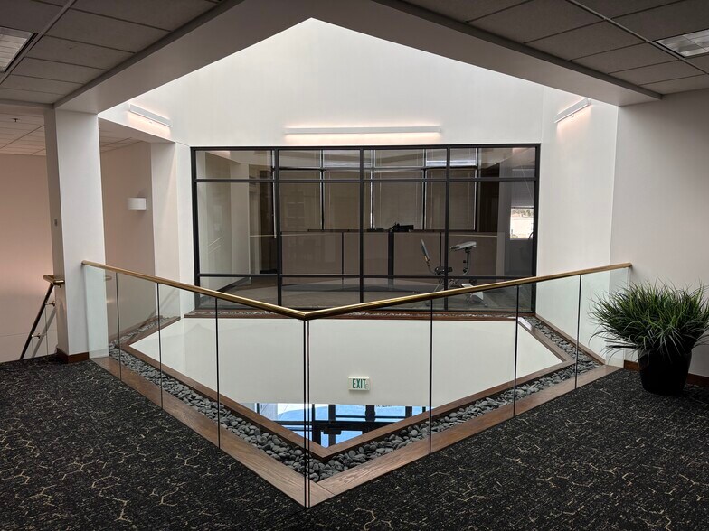 More Photos Of 6671 S Redwood Rd, West Jordan Office For Lease