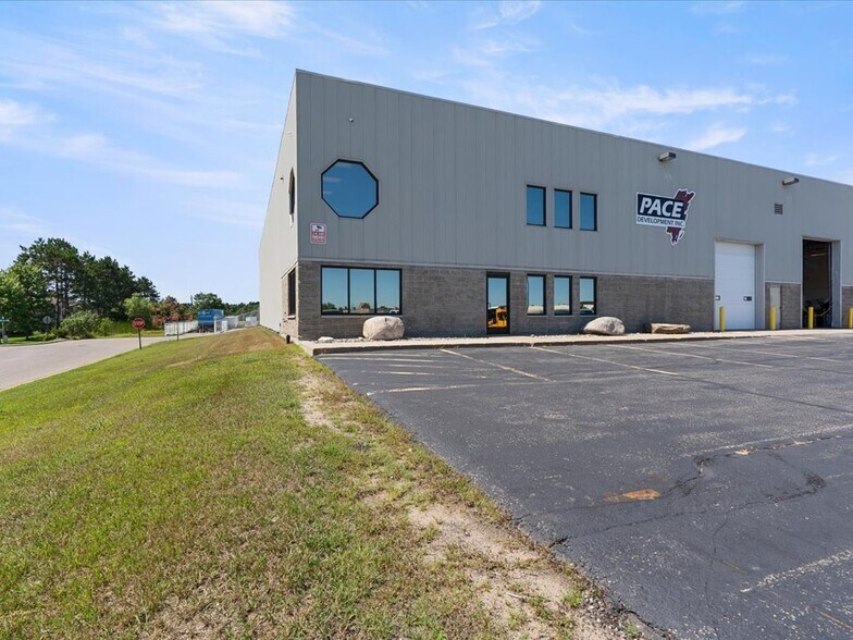 More Photos Of 2301 Johanneson Dr NW, Bemidji Light Distribution For Lease