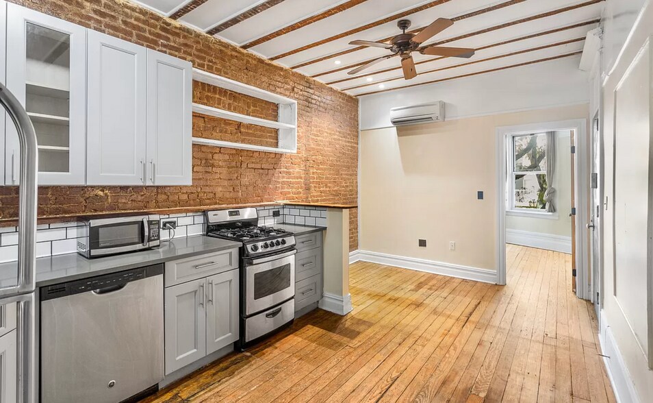 More Photos Of 662 Madison St, Brooklyn Apartments For Sale