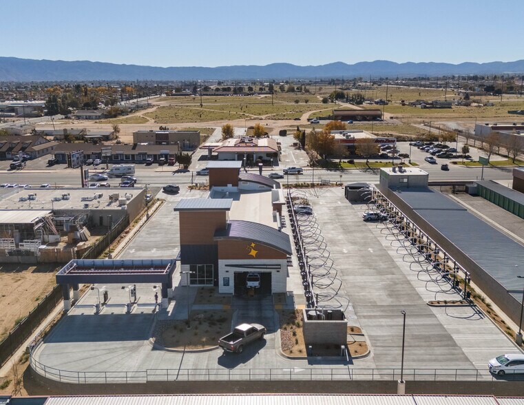 More Photos Of 17112-17122 Main St, Hesperia General Retail For Sale