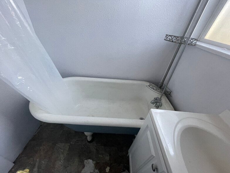 More Photos Of 2439 Rio Linda Blvd, Sacramento Apartments For Sale