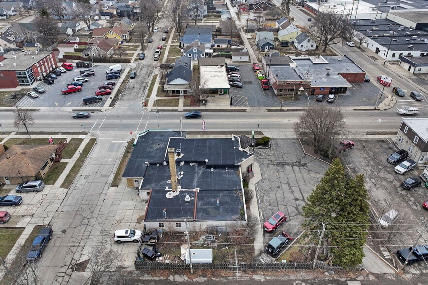 More Photos Of 3021 75th St, Kenosha Freestanding For Sale