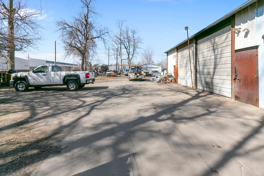 More Photos Of 1116 N 20th St, Omaha Warehouse For Sale