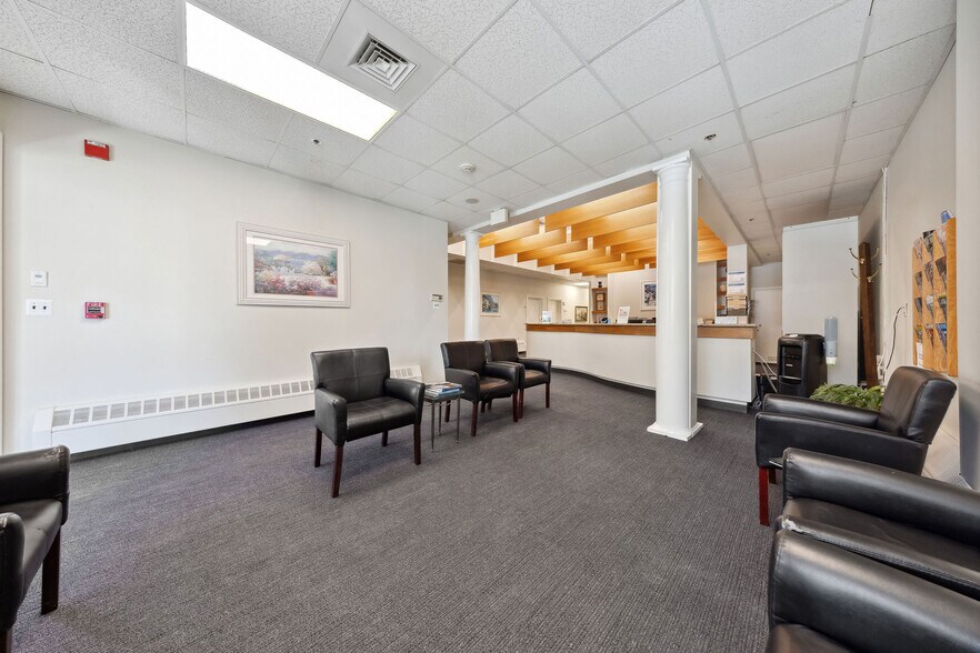 More Photos Of 56 Winthrop St, Concord Medical For Lease