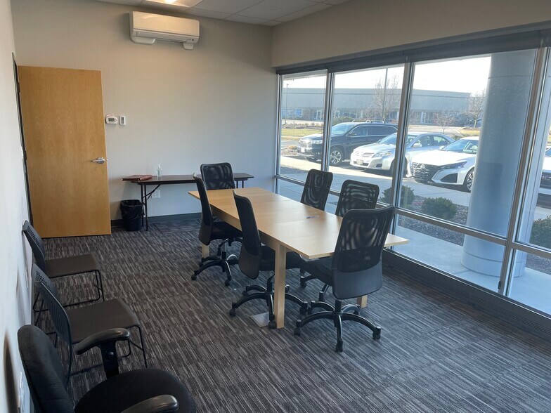 More Photos Of 1100 Campus Dr, Stow Unknown For Lease