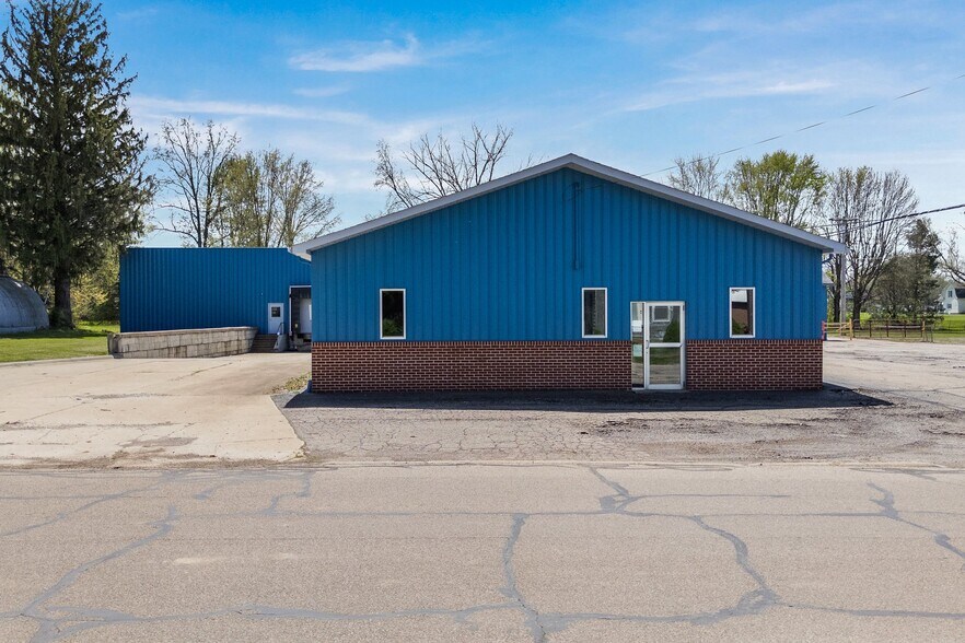 More Photos Of 303 E Parson St, Galion Manufacturing For Sale