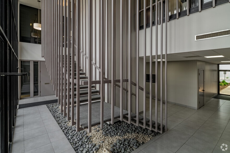 More Photos Of 4538 Centerview Dr, San Antonio Unknown For Lease