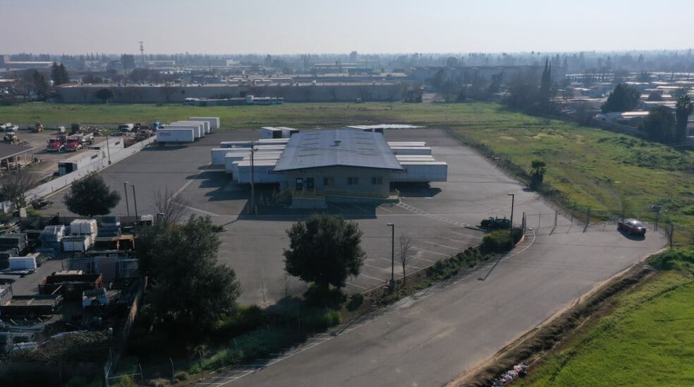 More Photos Of 7444 Reese Rd, Sacramento Truck Terminal For Sale