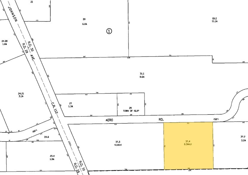 More Photos Of 20-38 Aero Rd, Bohemia Warehouse For Lease